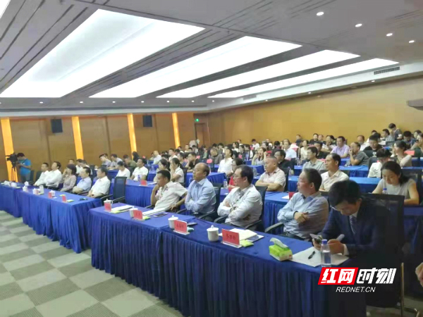 “一带一路”国际陶瓷产业论坛醴陵“开讲”